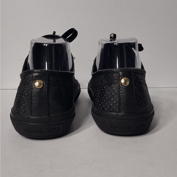 Michael Kors women’s Black Sneakers size 7,5 pre owned Exellent condition. - Picture 2 of 10